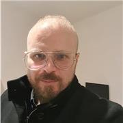 Docente di canto Lirico e moderno impartisce lezioni